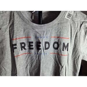 Port & Company Womens Medium Freedom Graphic T Shirt Heather Grey Ring Spun‎